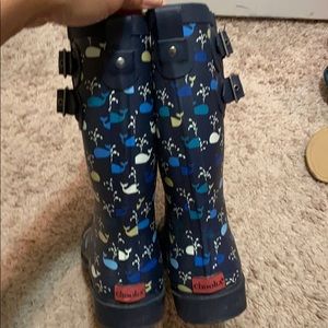 Navy blue whale Chooka rain boots.